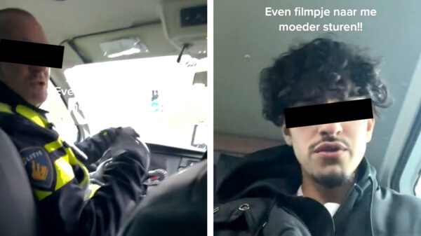 Vanuit het politiebusje toch nog even een berichtje naar je mama sturen