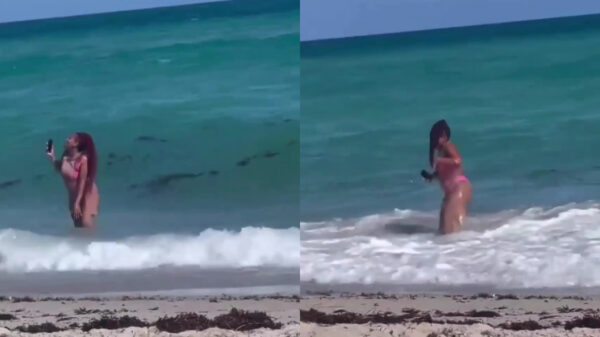 Filmend TikTokmevrouwtje leert de kracht van de golven kennen