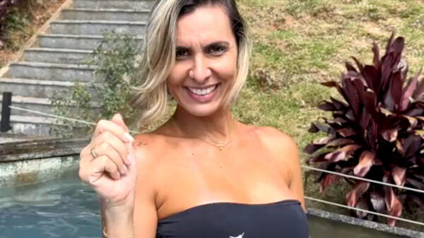 Attentie attentie: kan iemand z’n moeder even uit het zwembad trekken?