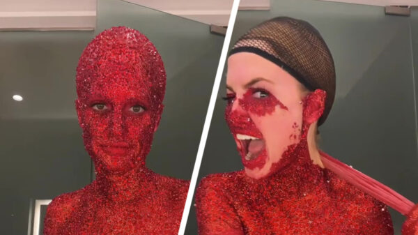 Protip: plak voor carnaval NOOIT 30.000 edelstenen op je lichaam