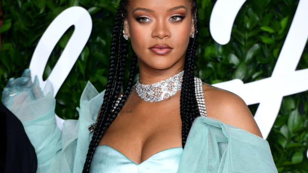 Rihanna is 35 jaar geworden, maar dit is hoe ze er in 2005 uitzag!