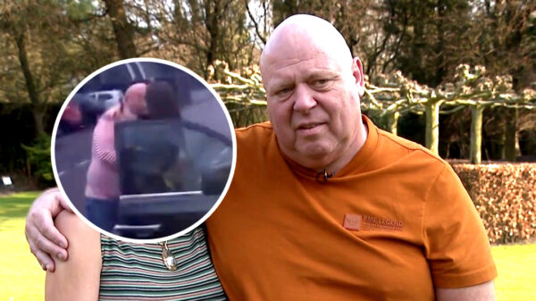 Hatseflats: Peter Gillis scoort '25-jarige vrouw' tijdens carnaval