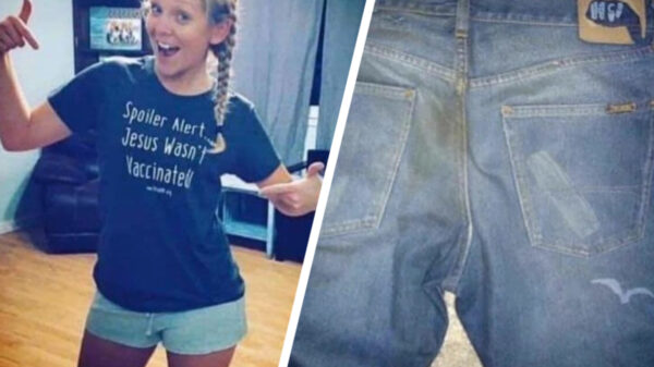 Deze 18 hersenloze gekkies zouden ter plekke een internetverbod moeten krijgen