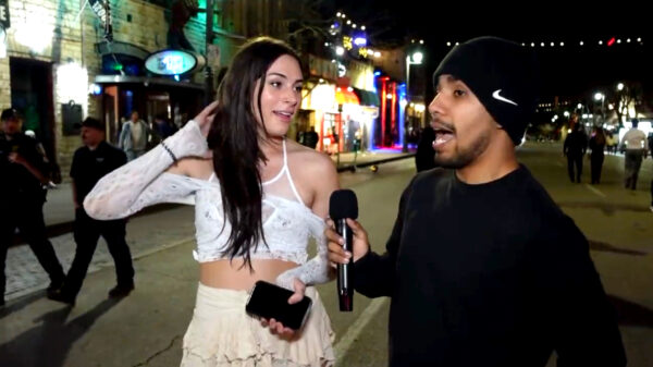 Emily geeft een onverwacht antwoord op de vraag hoe vaak ze haar haar knipt