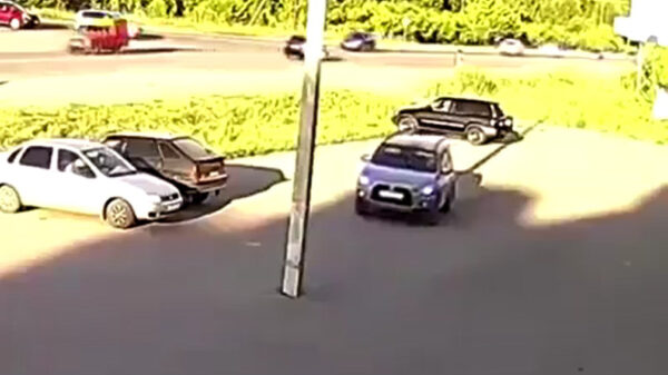 Stekeblinde automobilist is toe aan een bezoekje bij de opticien