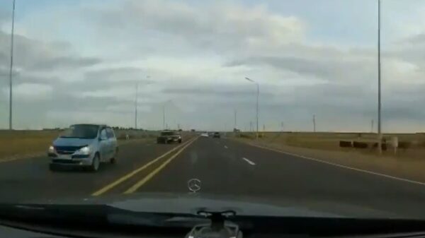 Je let even niet op en je hebt een dikke BMW op je voorruit liggen