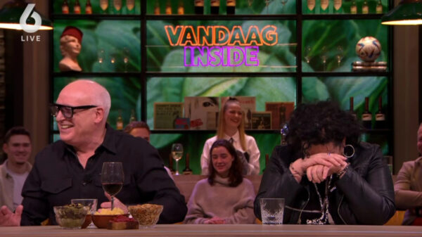 René van der Gijp laat Caroline van der Plas stukgaan door hilarische opmerking
