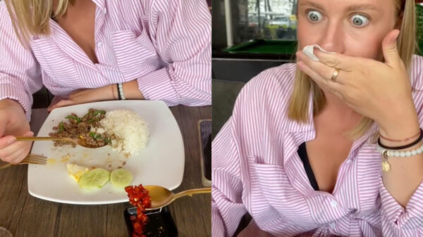 Je vriendin sneaky op een verse hapje pittige pepers trakteren