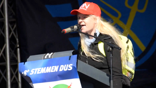 Bekijk hier de 'omstreden' speech van Camilla van der Burgt tijdens het Boerenprotest