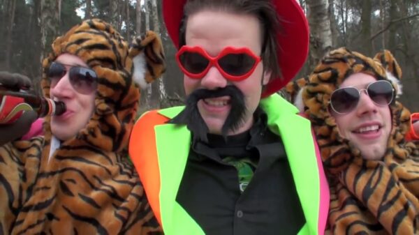 De muzikale monsterhit van de week: Rik de Chick - Seks met een Eland