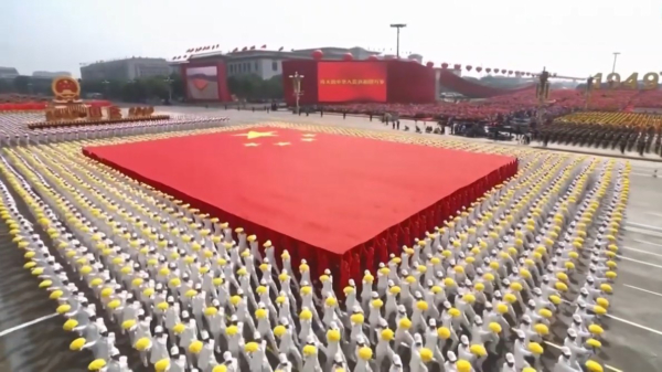 Volksrepubliek China viert 70ste verjaardag met parade vol militair machtsvertoon