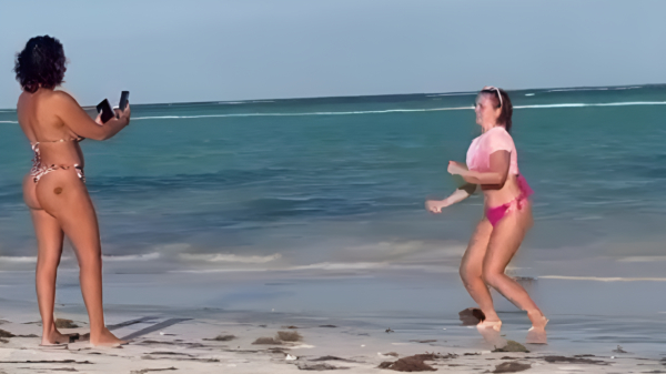 Als je op het strand wordt opgeschrikt door een dansende TikToktiener