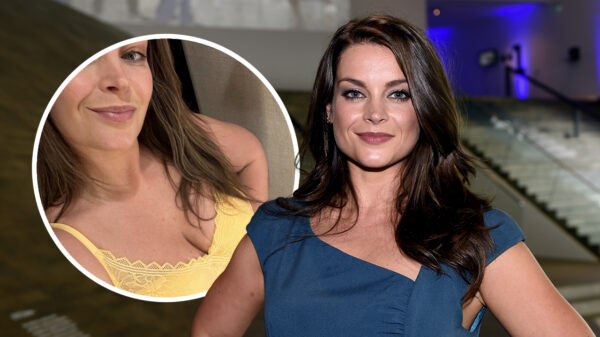 Met Miljuschka het pashokje in om een nieuw slaapkamersetje uit te zoeken