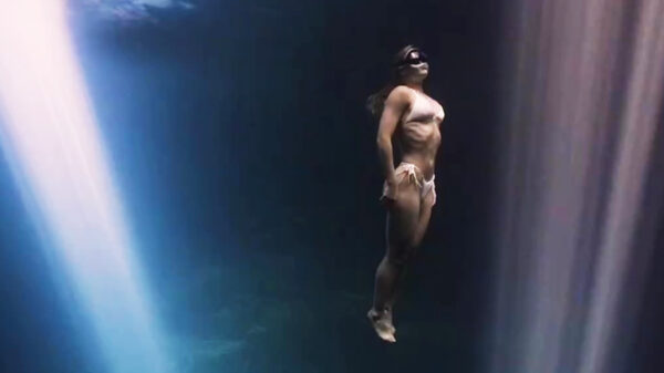 Tijd om weer in het diepe te duiken met zeemeermin Jutta Leerdam