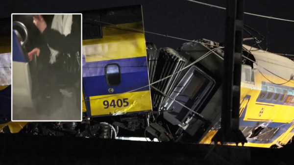 Video: chaotische beelden vanuit trein die crashte in Voorschoten