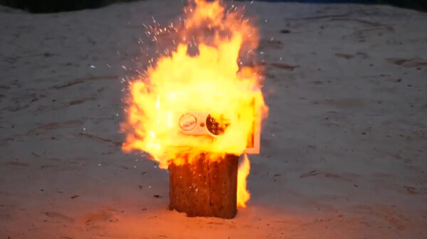 Wat gebeurt als je een kluis volstopt met een miljoenmiljard brandende sterretjes?