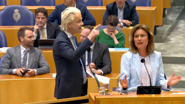 Geert Wilders tegen Kamervoorzitter: "We weten allemaal hoe u uw baantje heeft gekregen"