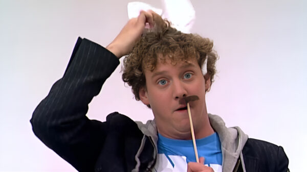 Op zijn verjaardag zetten we de geniale imitaties van Jochem Myjer nog even in het zonnetje