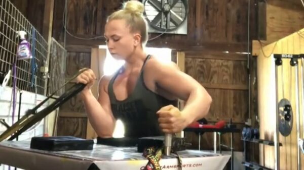 Volgens mij heeft ze thuis de broek aan!