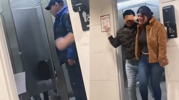 Betrapt stelletje wordt onder luid gejuich uit het toilet begeleid