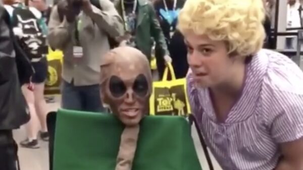 Mocht je nog op zoek zijn naar een origineel kostuum voor carnaval!