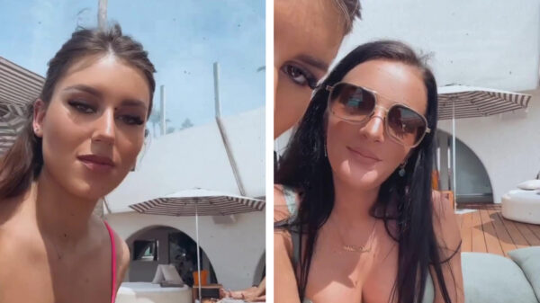 Nicolleke heeft het in bikini weer bijzonder gezellig met een andere vrouw