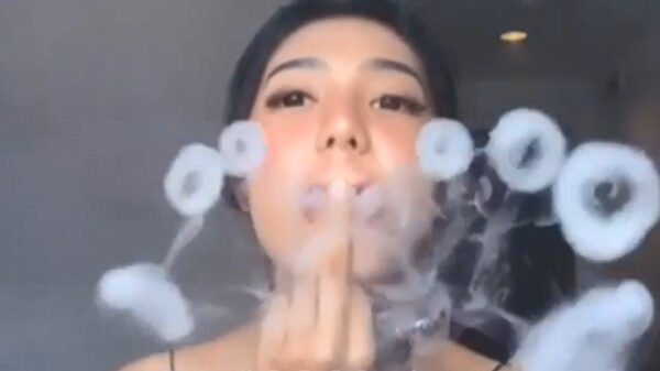 Help, mijn nieuwe vriendin is een verschrikkelijke kettingroker