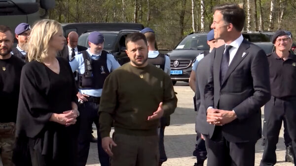 Volodymyr Zelensky is dankbaar dat hij juist op Dodenherdenking is uitgenodigd