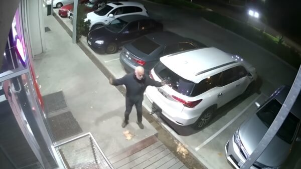 Windvlaag gooit roet (en vuil) in het eten tijdens het wekelijkse pizza-avondje