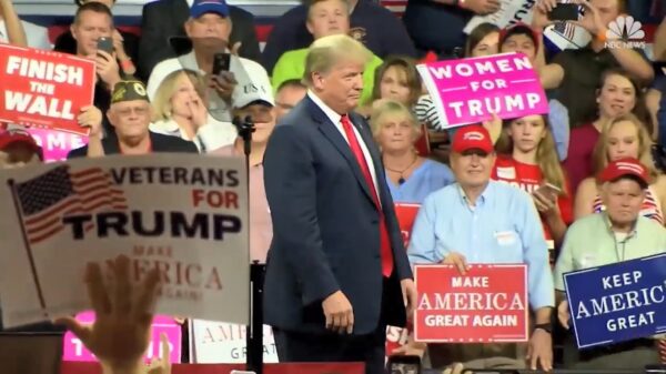Wist je dat Donald Trump ook geweldig kan zingen?
