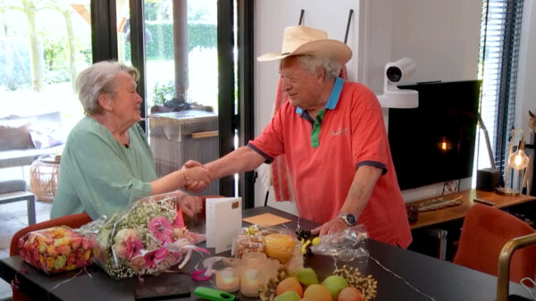 Maartje en Martin hebben de grootste lol tijdens hun date in Lang Leve de Liefde