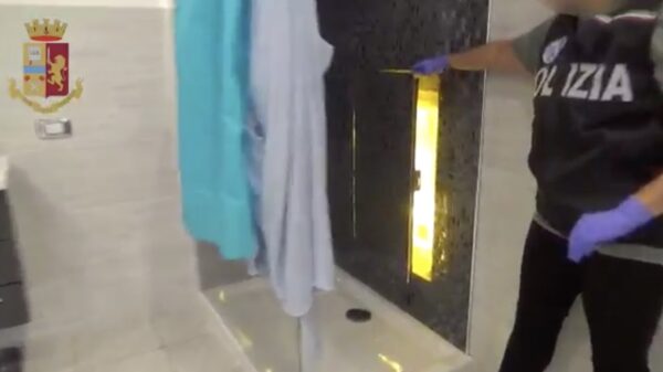 Buitenkansje op Sardinië te huur: badkamer inclusief supergeheime wietplantage!