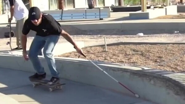 Blinde skater laat zich niet tegenhouden, wat is jouw excuus?
