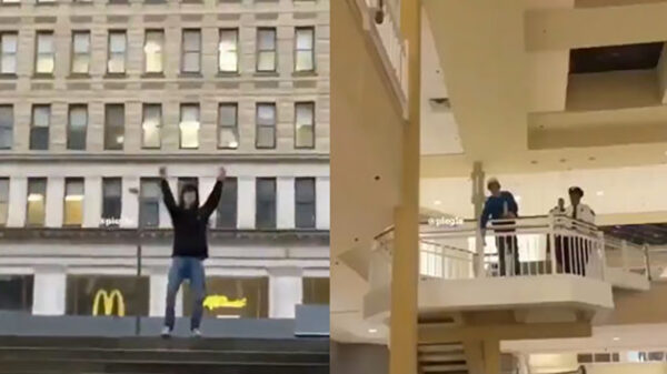 Trickshots met het speelgoed van mama