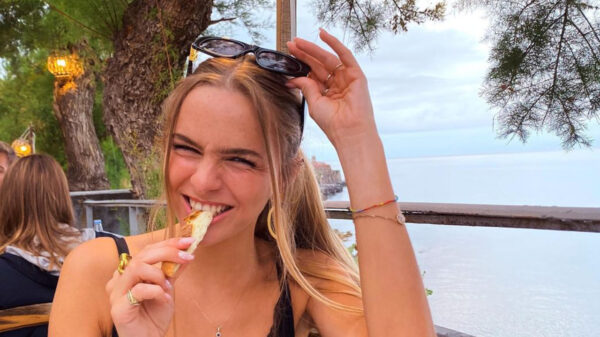 Ook die arme Lies Zhara is slachtoffer geworden van de genadeloze zon