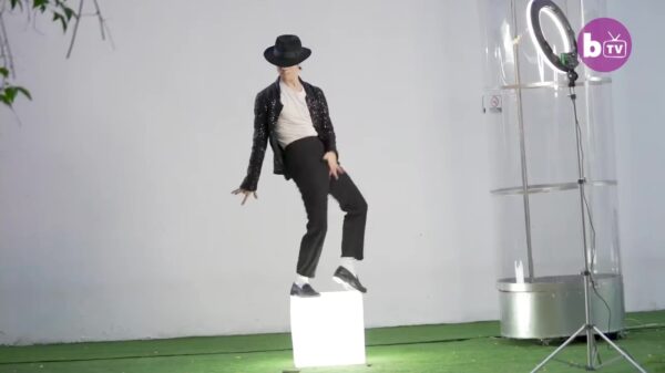 Mafklapper laat zich voor 30.000 euro verbouwen om op Michael Jackson te lijken