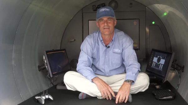 Een claustrofobische rondleiding door de nu al 3 dagen vermiste onderzeeër Titan