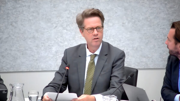 Martin Bosma neemt 'afscheid' van de Tweede Kamer vanwege oude tweet Greta Thunberg