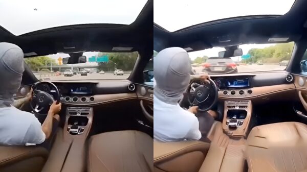 Idioot racet in zijn Mercedes over de snelweg en verliest controle over het stuur