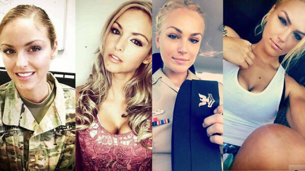 Deze dames zien er zonder uniform nog steeds prettig uit!