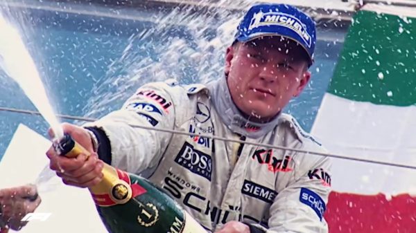 De meest geniale momenten van Kimi Räikkönen op een rijtje