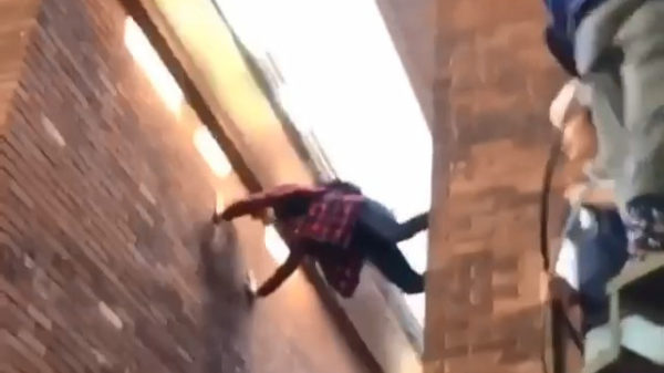 Spider-Man heeft iets te gladde handen