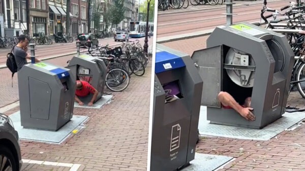 Alleen in Amsterdam: man kruipt in ondergrondse afvalcontainer