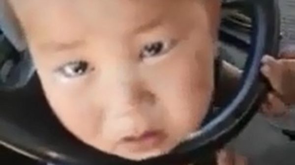 Kleine Bobby neemt vandaag het stuur over