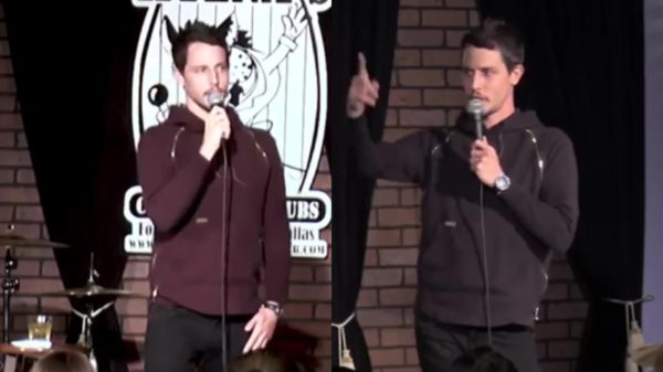 Dronken dropje flipt 'm de pan uit vanwege abortusgrapje van comedian