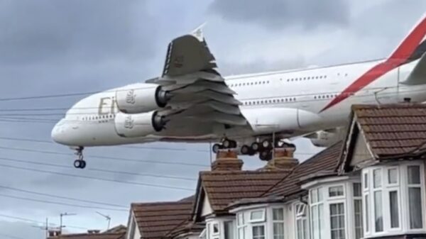 Best indrukwekkend als een Airbus A380 ineens komt overvliegen