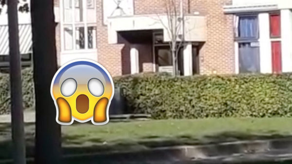 Naakte verwarde man loopt de Hildegardisschool in Rotterdam binnen