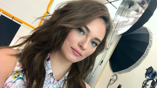 We gaan voor een diner voor drie met plus size-model Jennie Runk