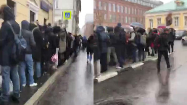 Apple kan puntje zuigen aan de wachtrij voor Russische Yandex Mini