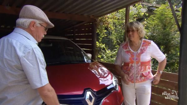 Vrouw bij Meester Visser kan haar oprit niet af, maar dat lijkt niet aan de buurman te liggen